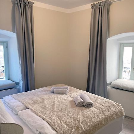 Fredys Apartments Stari Grad  Extérieur photo