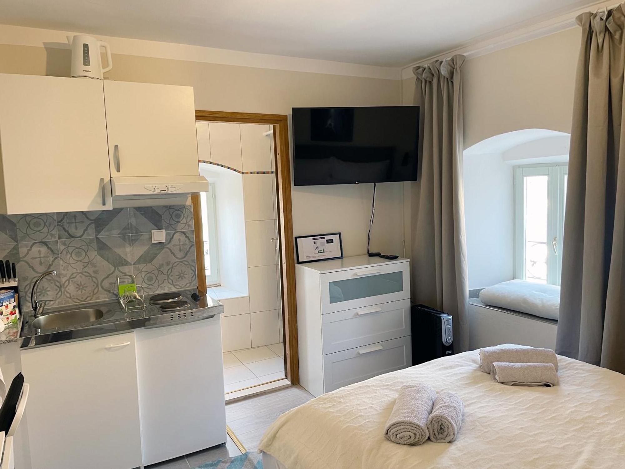 Fredys Apartments Stari Grad  Extérieur photo